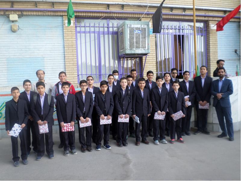 اهدای جوایز مسابقه دفاع مقدس