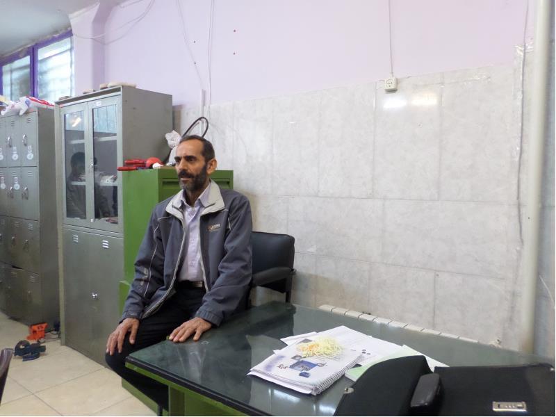 استفاده دانش آموزان از کارگاه کار و فن و آوری و سایت کامپیوتر 